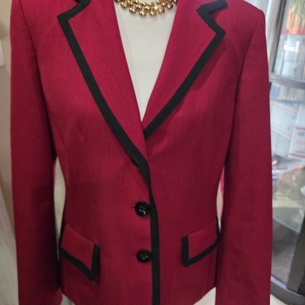 Evan Picone Red Blazer with Black Accents